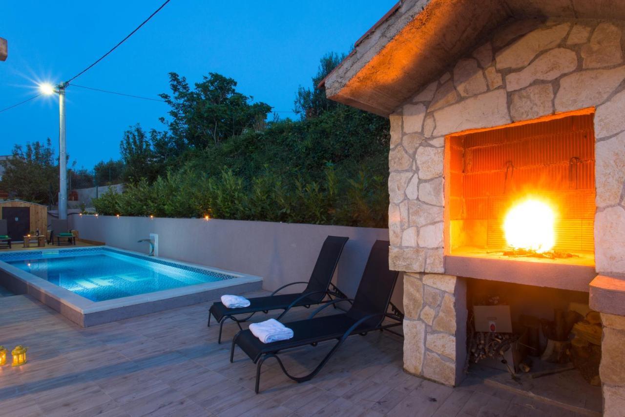 Life - New And Luxury Holiday House Kaštela Exterior foto